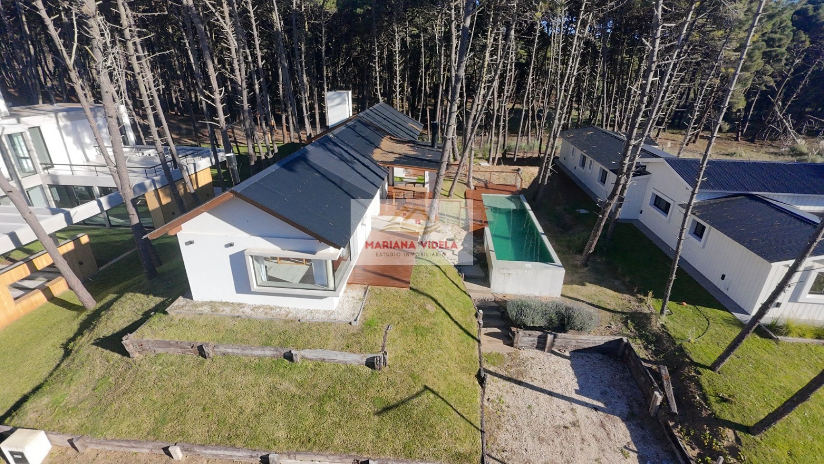 Casa en venta en Pinamar. Barrio Pioneros Pinamar.