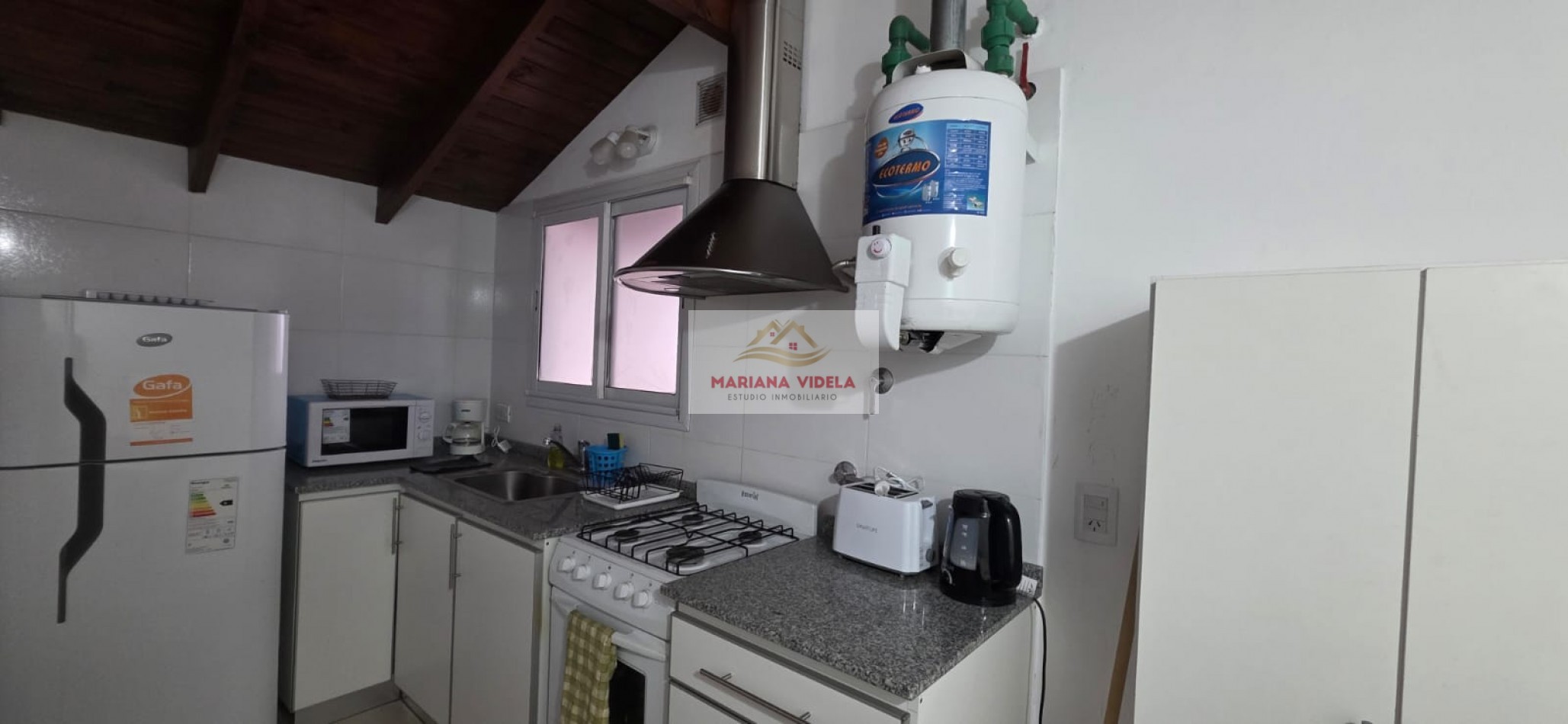 Departamento en Pinamar Centro. Alquiler anual.