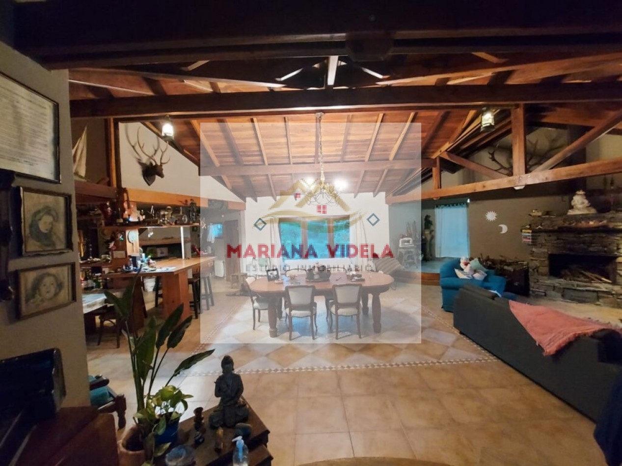 CASA EN VENTA en Valeria del Mar, Zona bosque - Muy amplia y familiar!