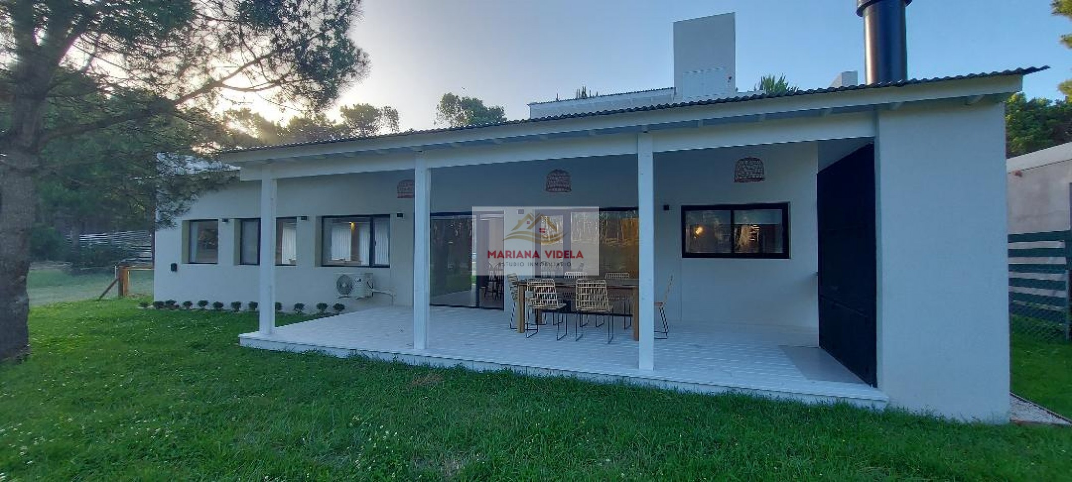 Casa en venta en Pinamar . Barrio Pioneros.