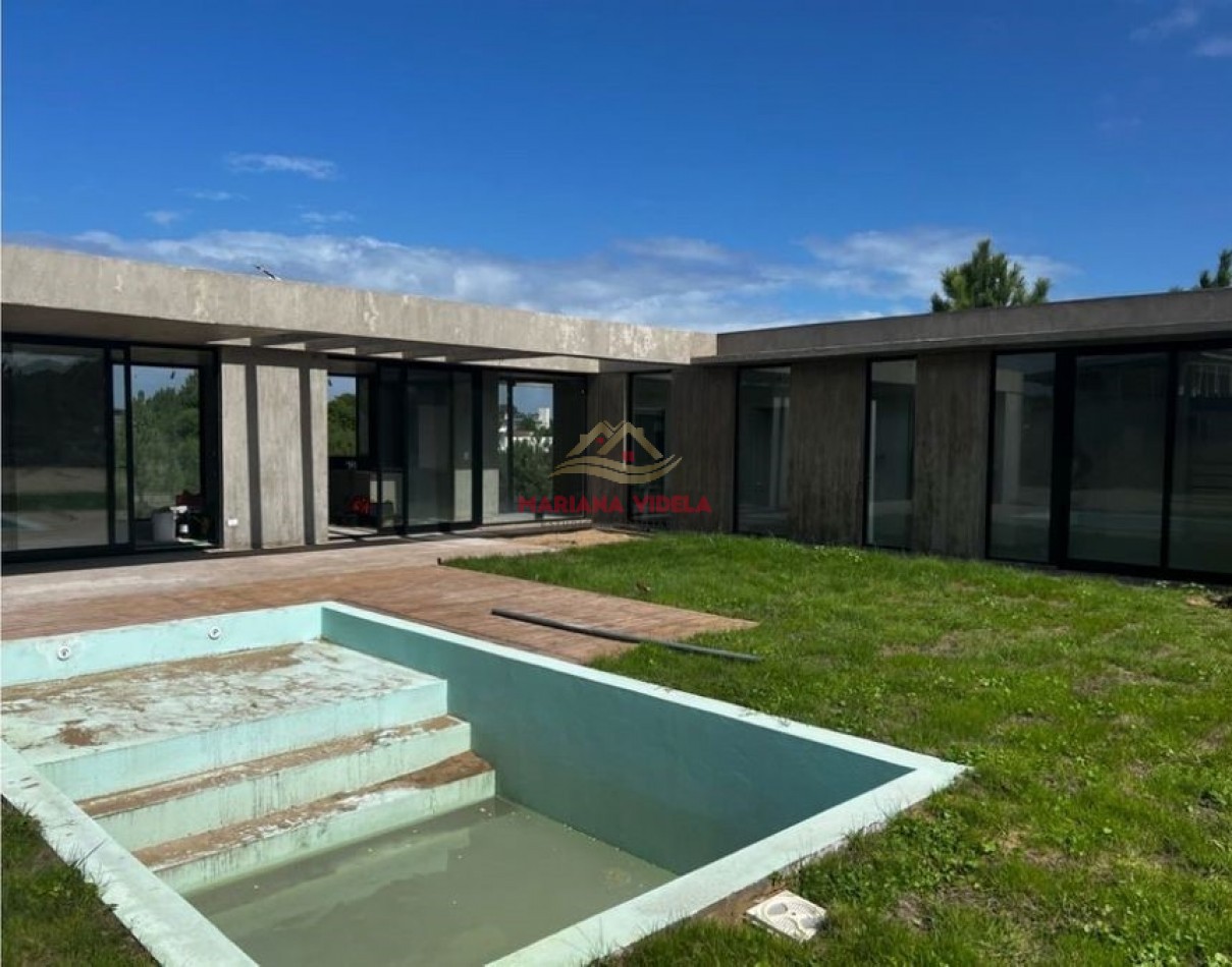 Casa en venta - Barrio Nayades, Pinamar -  Positive House XIII.