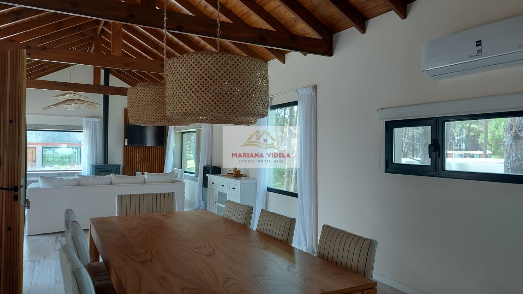 Casa en venta en Pinamar. Barrio Pioneros Pinamar.