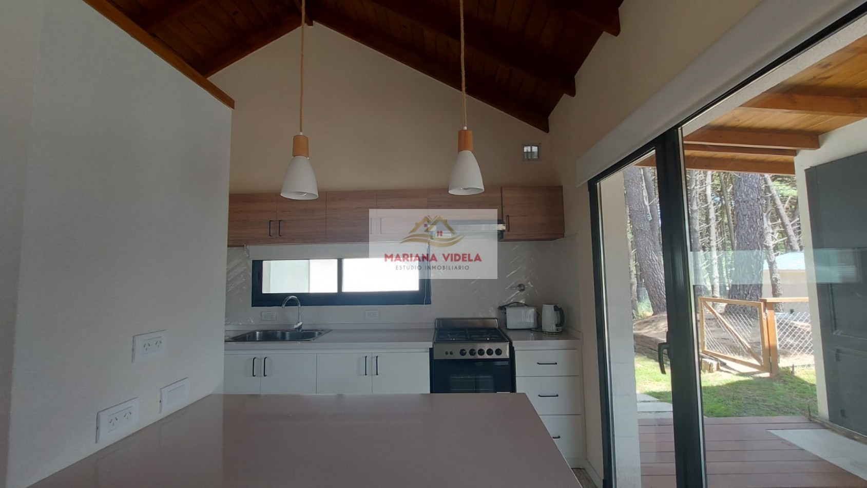 Casa en venta en Pinamar. Barrio Pioneros Pinamar.