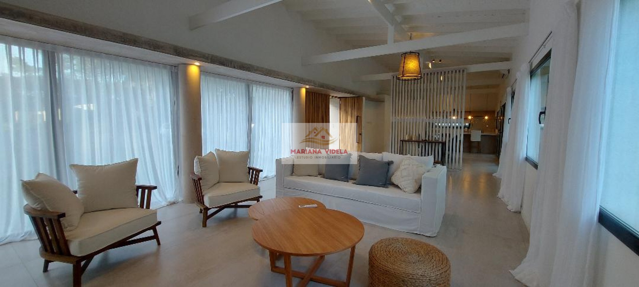 Casa en venta en Pinamar . Barrio Pioneros.
