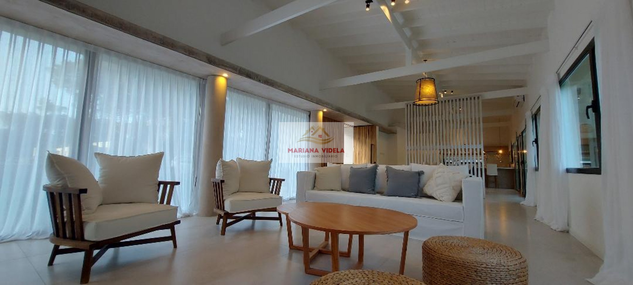 Casa en venta en Pinamar . Barrio Pioneros.
