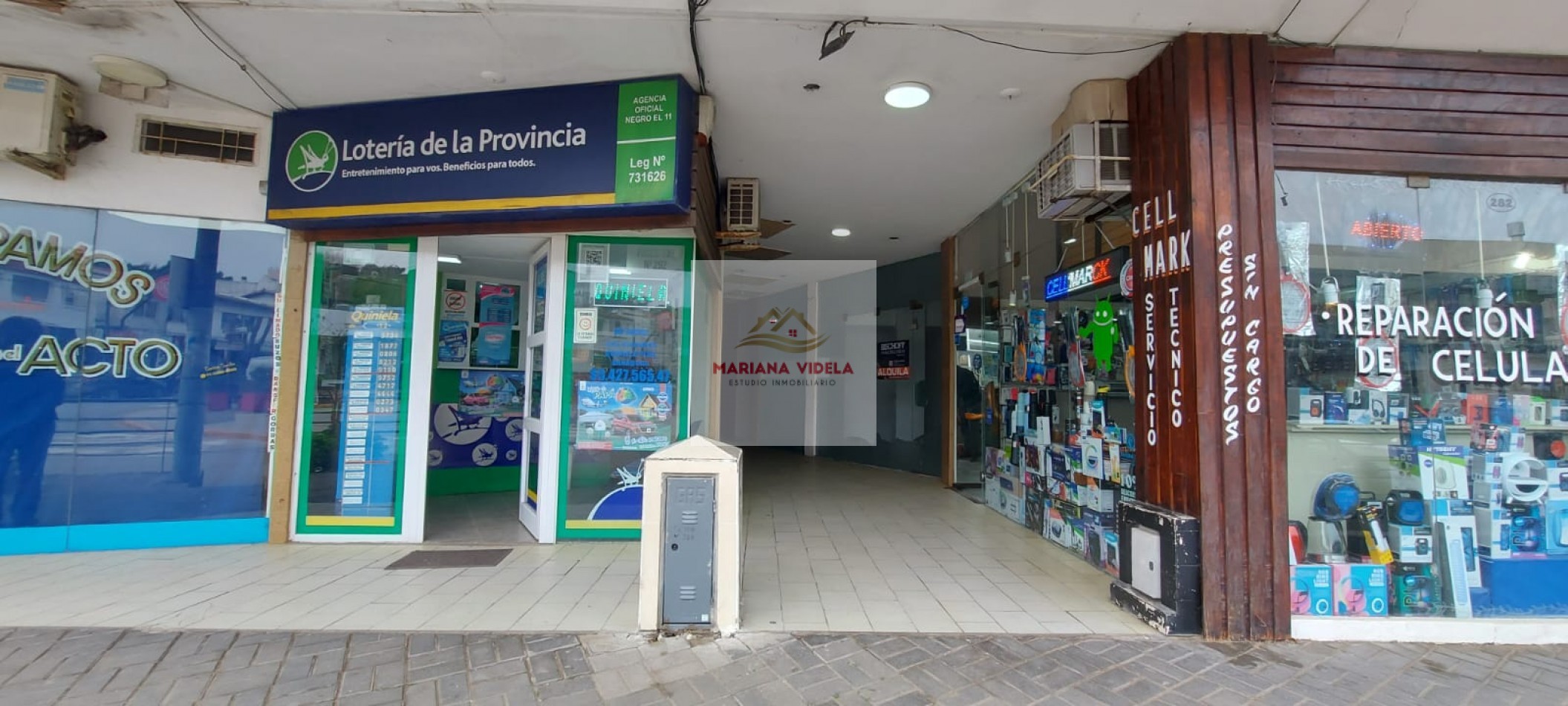 Local Comercial en venta en Villa Gesell. Pleno Centro!