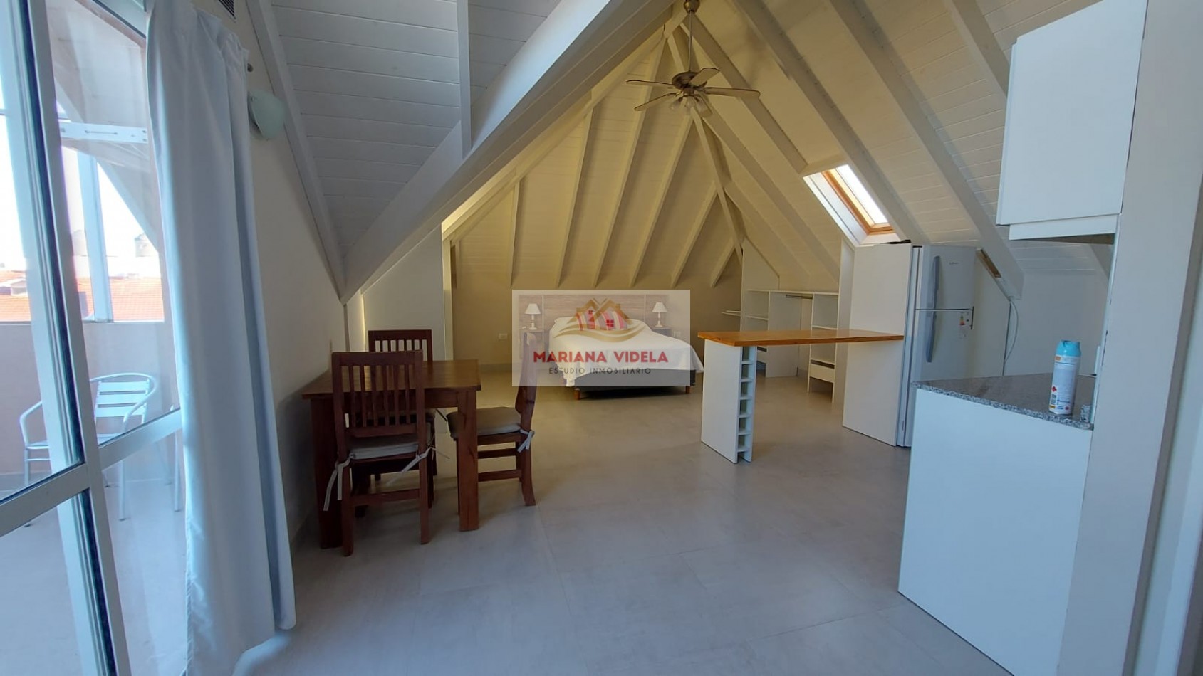 Departamento Monoambiente en alquiler anual. Mar de Ostende.