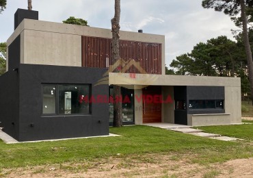 VENTA DE CASA EN PINAMAR! BARRIO PIONEROS - A ESTRENAR!