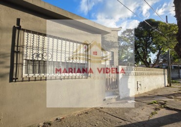 Casa en  venta en Santa Teresita, a solo 6 cuadras del Mar. Apta credito!!!