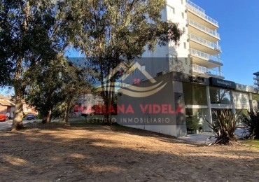 Terreno en venta en Pinamar Centro, Multifamiliar, Comercial, Hotelero, sobre Av.Bunge (Principal).