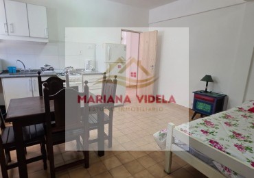 Departamento monoambiente en alquiler anual, Pinamar Centro.