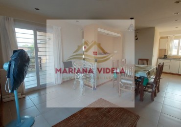 Departamento 2 en alquiler anual (12 meses), Mar de Ostende. Disponible para ingreso en Abril 2026
