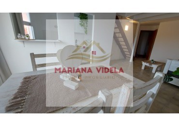 Departamento 2 amb en venta  con cochera, pleno centro de Pinamar.