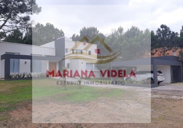 Casa en venta en La Herradura - Pinamar.