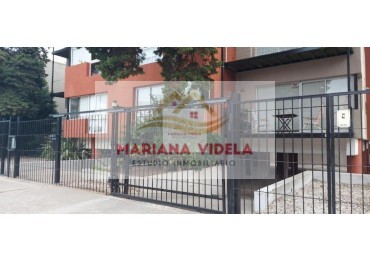 Cochera En Alquiler Anual En Pinamar (centro Administrativo).